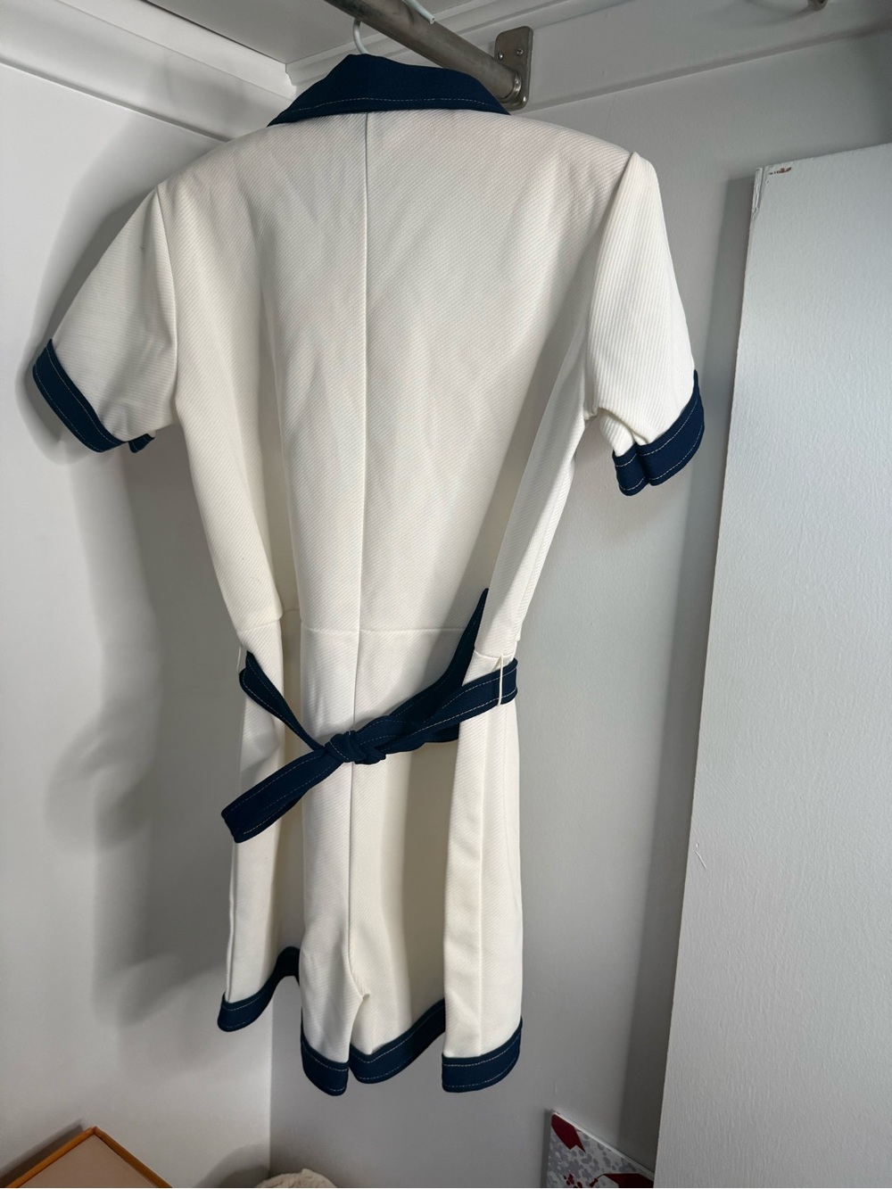 Vintage White Romper Playsuit with Navy Trim & Red Pocket Accents - size small - Picture 3 of 5